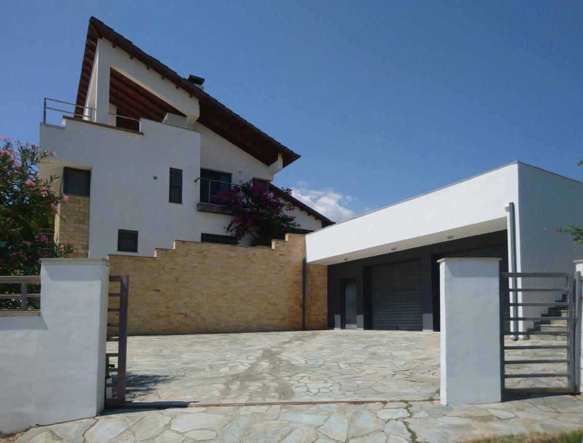 Villa Stadi Nikiti  Exterior photo